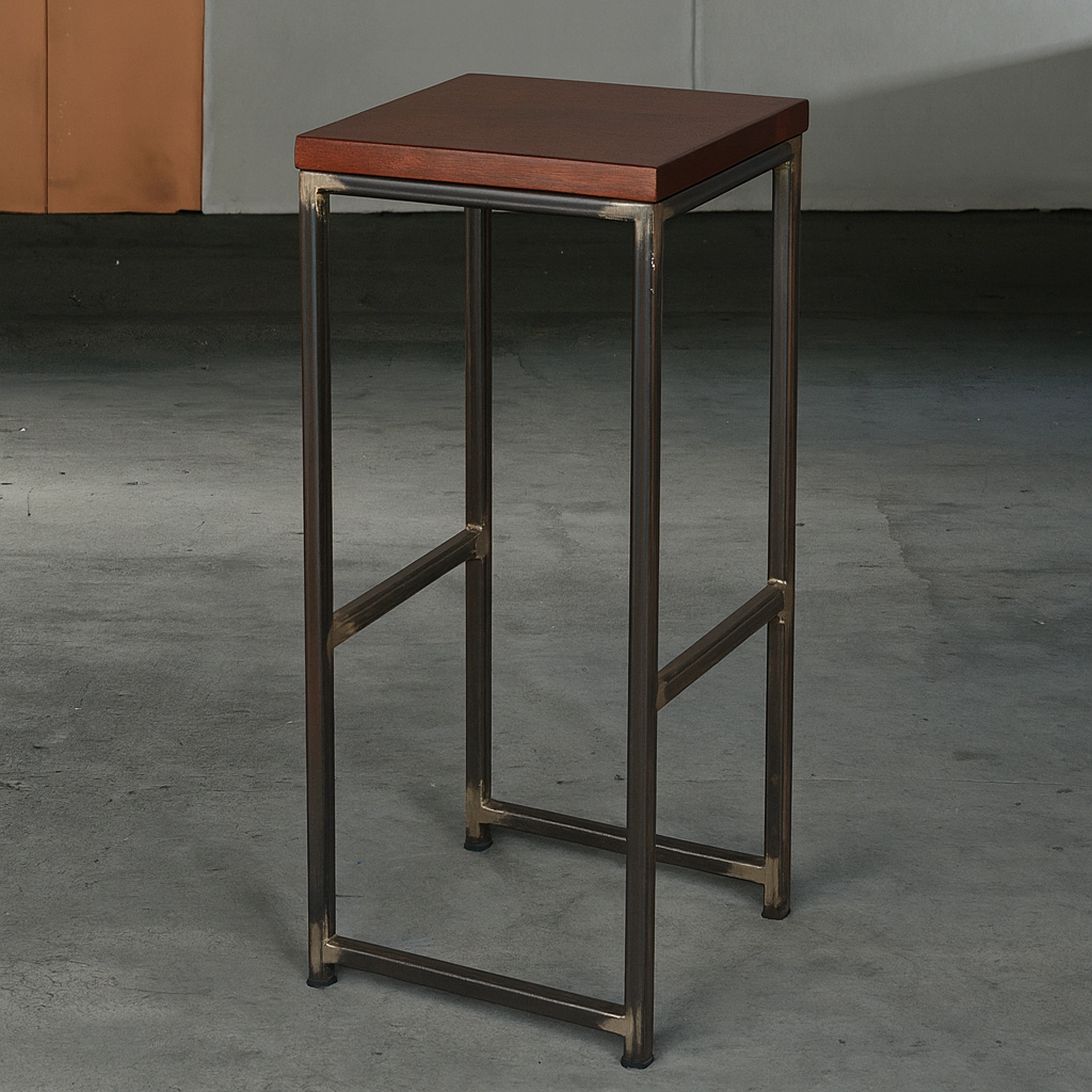 Flintlock Classic Bar Stool